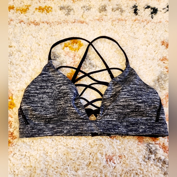 Victoria Sport by Victoria's Secret Padded Sports Bra Size Small - Picture 1 of 8